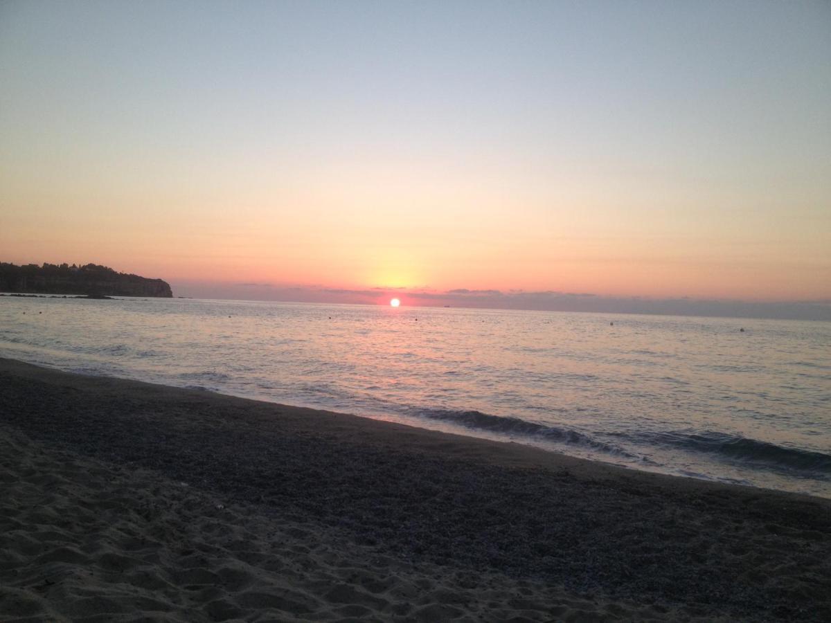 Apartamento Raggio Di Sole Tropea Exterior foto