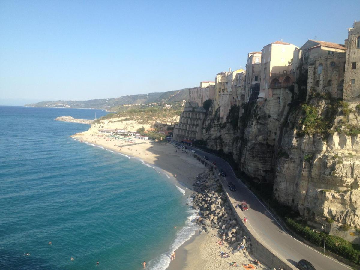 Apartamento Raggio Di Sole Tropea Exterior foto